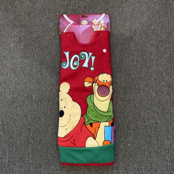 Winnie the Pooh and Friends Christmas Tree Skirt 48” Pooh And Tigger NEW - Picture 1 of 7